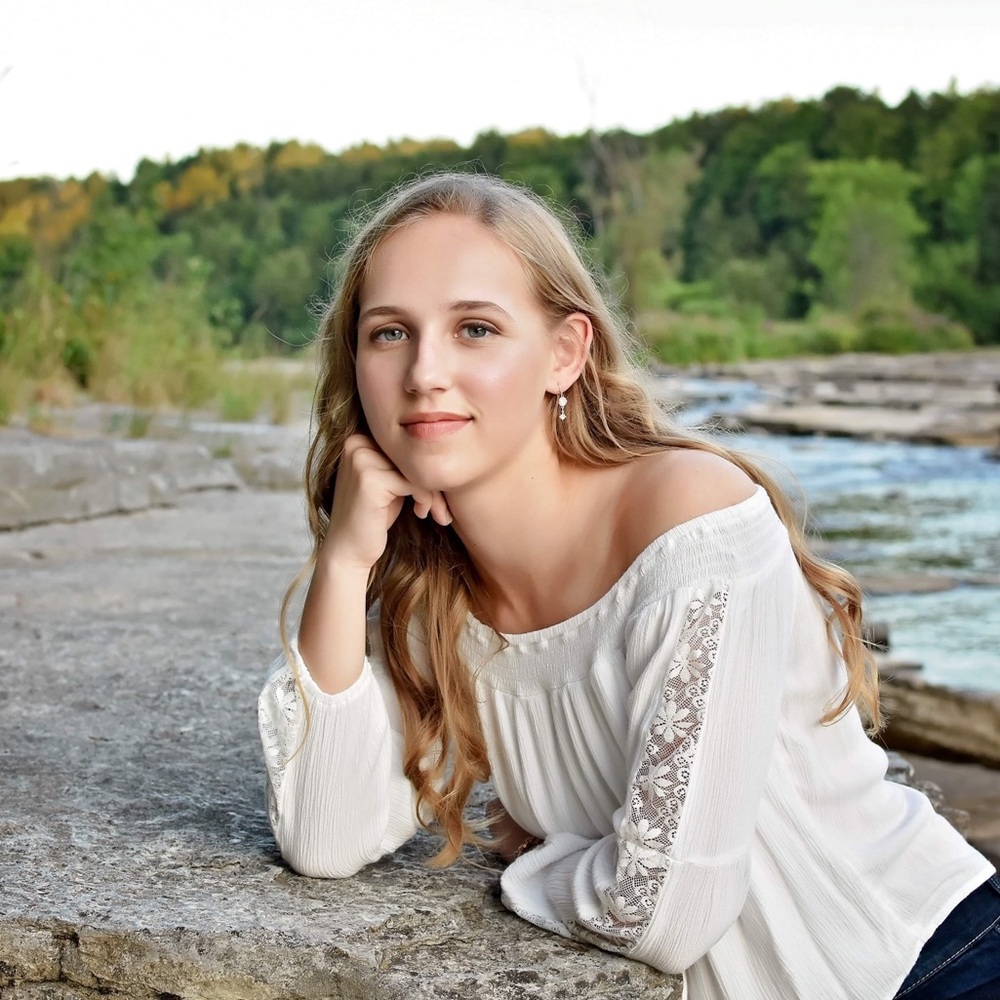 Meet your Posher, Haley